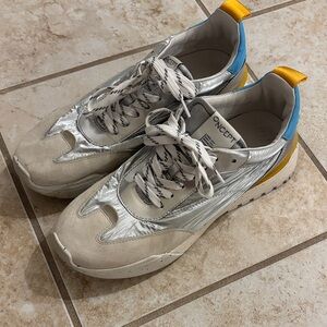 Oncept Brooklyn Sz 8 Sneakers